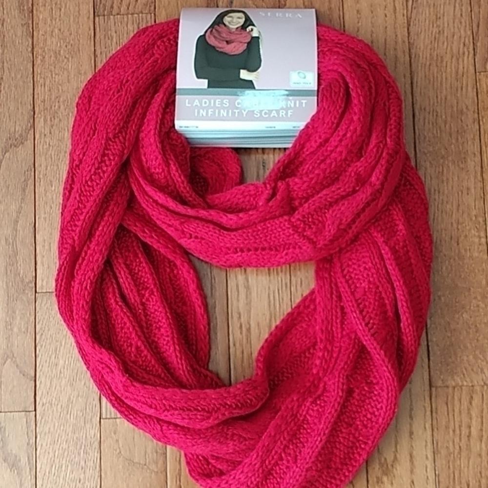 Serra Ladies Cable Knit Infinity Scarf Red